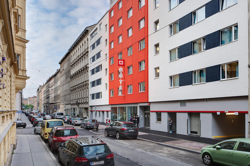 Meininger Hotel Wien Downtown Franz Esterno foto